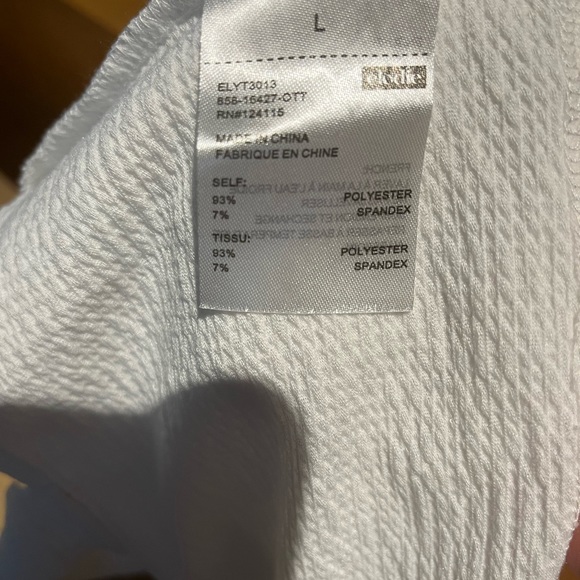 Elodie White Crop Top - NWT - Picture 6 of 8